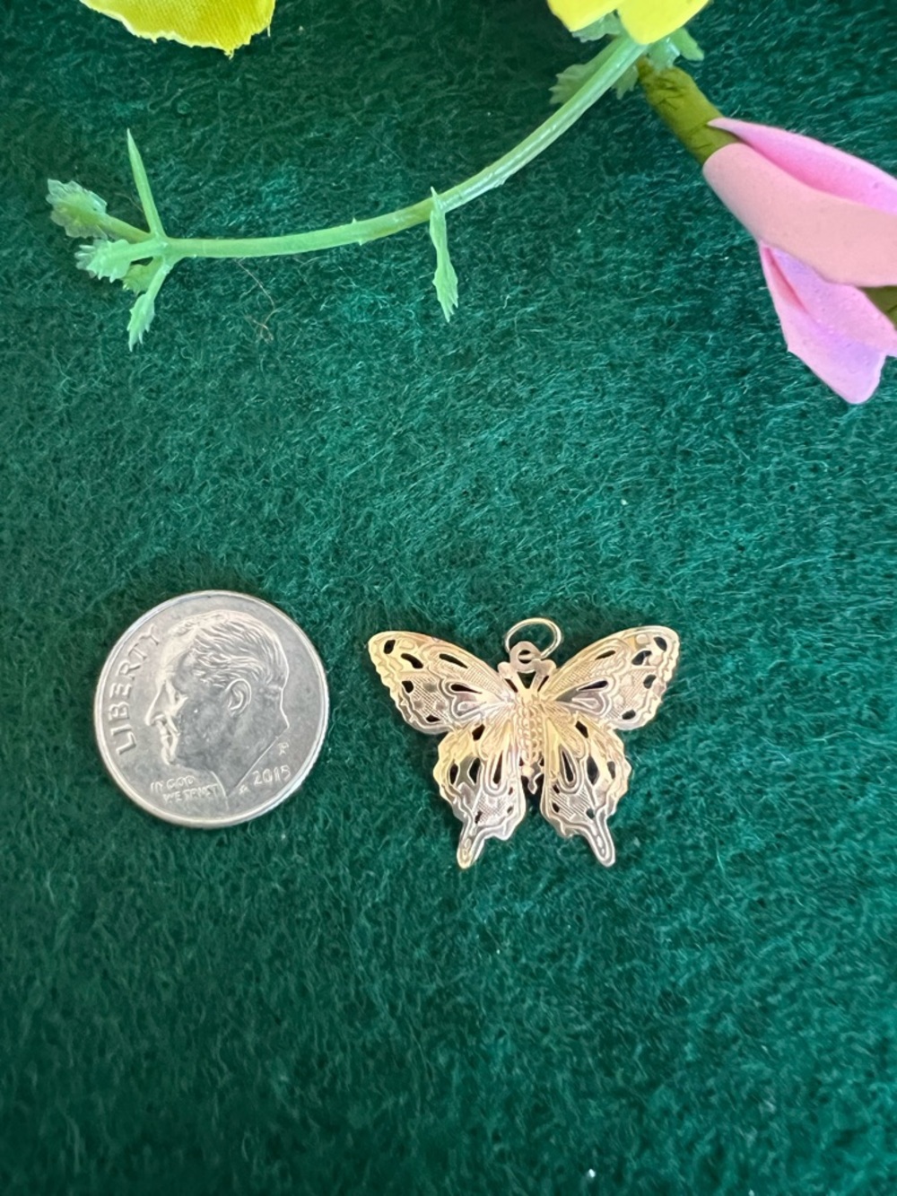 14k Solid Yellow Gold Vintage Delicate Filigree Butterfly Pendant - Picture 2 of 7